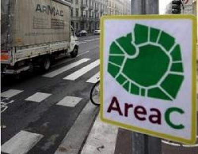 Milano, UDC: mozione per un piano anti-smog oltre a 