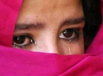 Fermiamo la legge bavaglio contro le donne afgane.