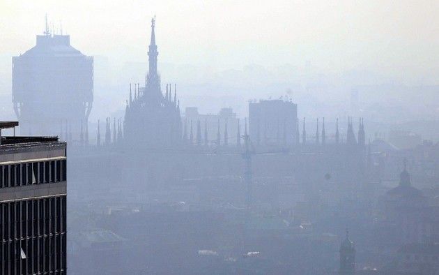 Inquinamento a Milano : dal 17 al 24 dicembre il biglietto singolo per tram, bus e metro’ 
