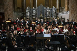 Lecco  Le immagini del Christmas Carols Show